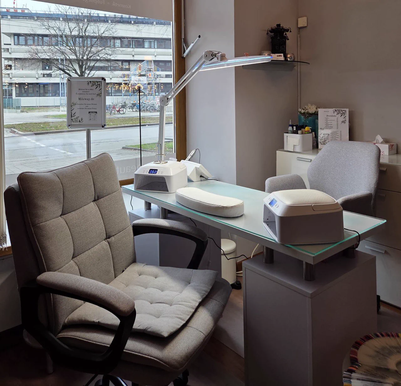 Manikuere und Pedikuere Arbeitsplatz